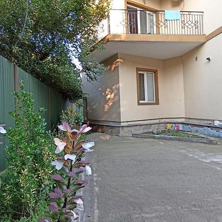 Guest House Karla Kobuleti ภายนอก รูปภาพ