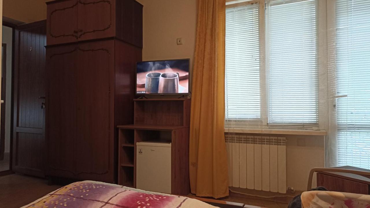 Guest House Karla Kobuleti ภายนอก รูปภาพ